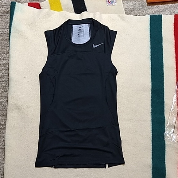 Nike tank dri-fit - Picture 4 of 5